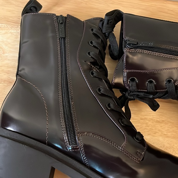 ❌SOLD❌ Guess Juel Boots - Picture 11 of 13